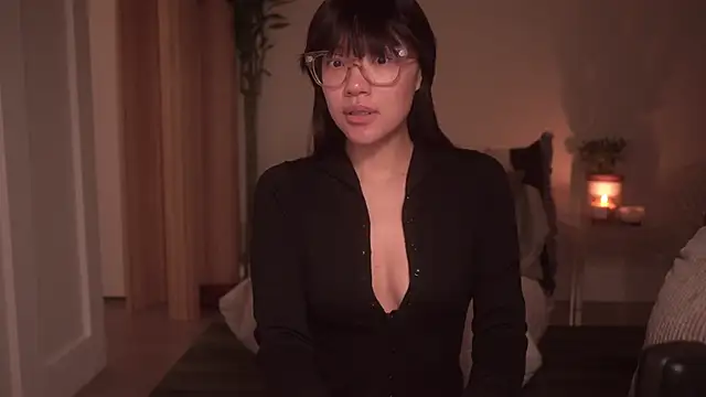 Snapshot of meganmei666 chatting on 12.25.24 meganmei666 online show from 12.25.24