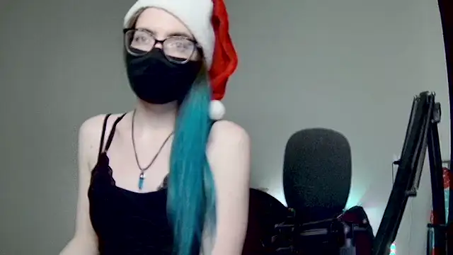 Snapshot of amber_candyfloss chatting on 12.27.24 amber candyfloss online show from 12.27.24