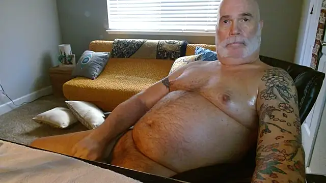 musclebearnips online show from 03.16.25