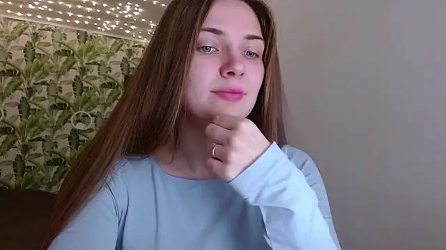 Olivia shine online show from 12.05.25