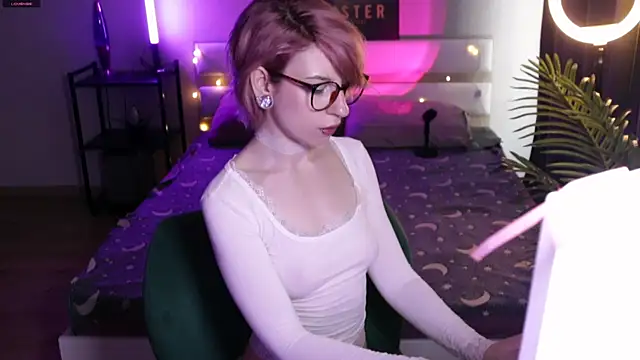  Moonlight t online show from 05.20.26