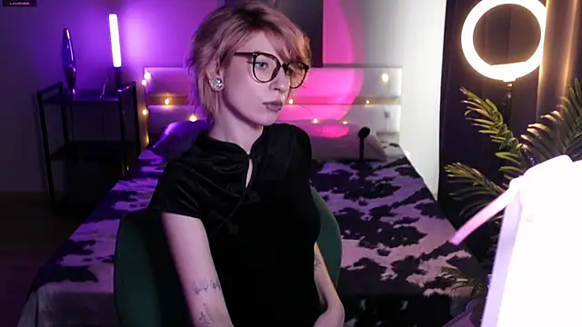  Moonlight t online show from 06.13.26