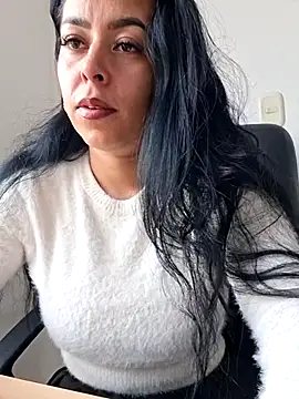 Emily Wane online show from 06.05.26