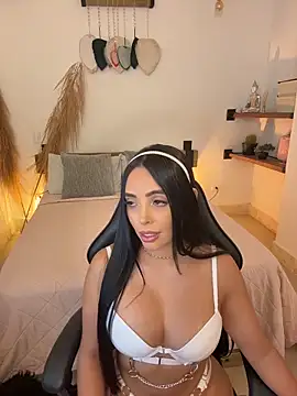 annyfosterr online show from 04.27.26
