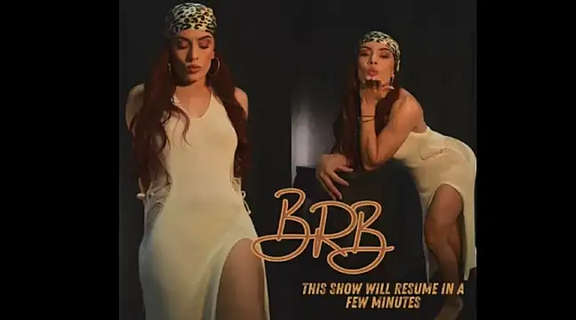 Snapshot of _aline_hall chatting on 01.29.25 aline hall online show from 01.29.25