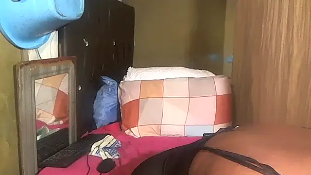 Snapshot of BustyLisa866 chatting on 11.20.25 BustyLisa866 online show from 11.20.25