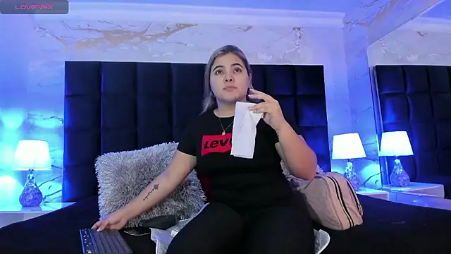 EVELIN MASON online show from 01.15.26