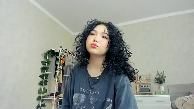 Snapshot of wastforu chatting on 01.04.25 wastforu online show from 01.04.25