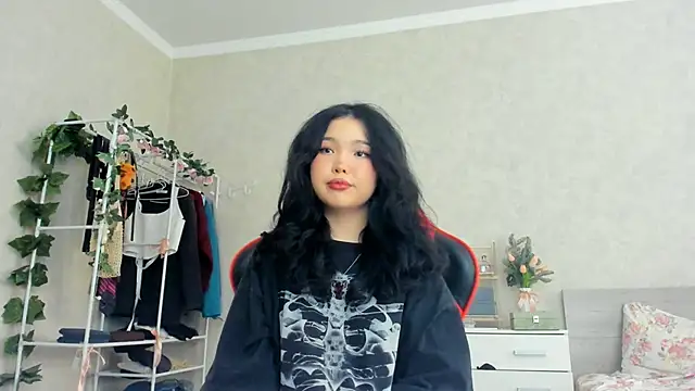 Snapshot of wastforu chatting on 01.29.25 wastforu online show from 01.29.25