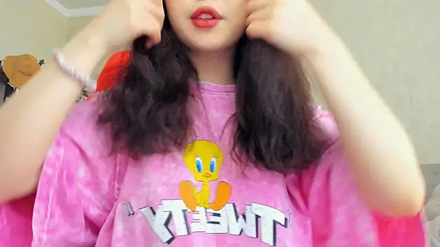 Snapshot of wastforu chatting on 03.17.25 wastforu online show from 03.17.25