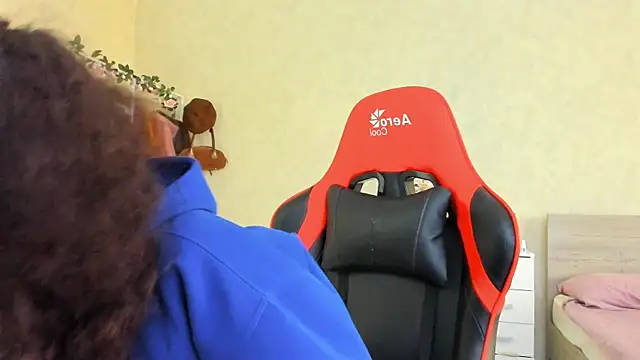 wastforu online show from 10.10.25