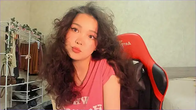 Snapshot of wastforu chatting on 02.20.26 wastforu online show from 02.20.26