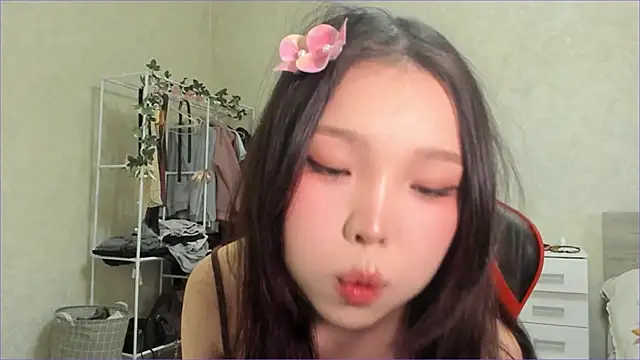 Snapshot of wastforu chatting on 03.23.26 wastforu online show from 03.23.26