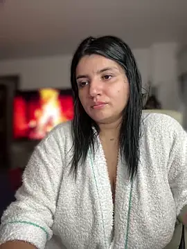 horny roomiess online show from 03.05.25