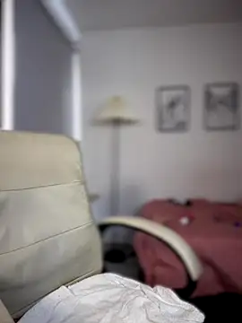 horny roomiess online show from 11.20.25