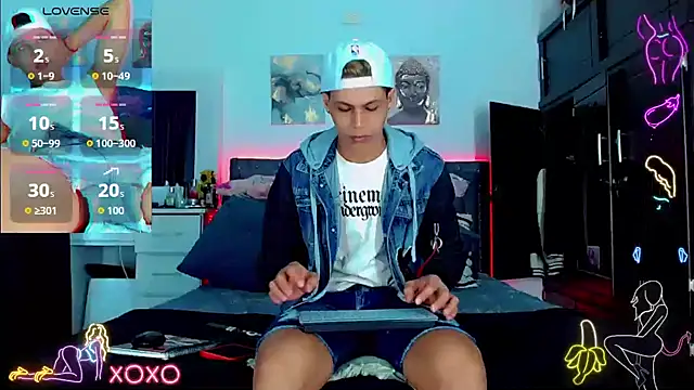 Liamscott  online show from 09.27.25