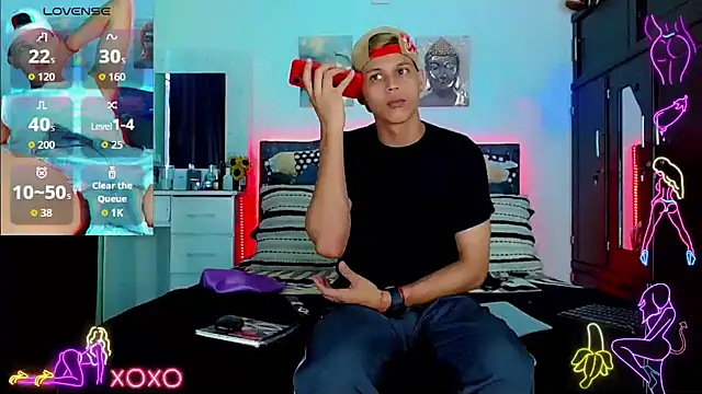 Liamscott  online show from 10.06.25