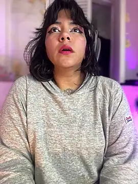 JulianaCastillo online show from 01.20.25