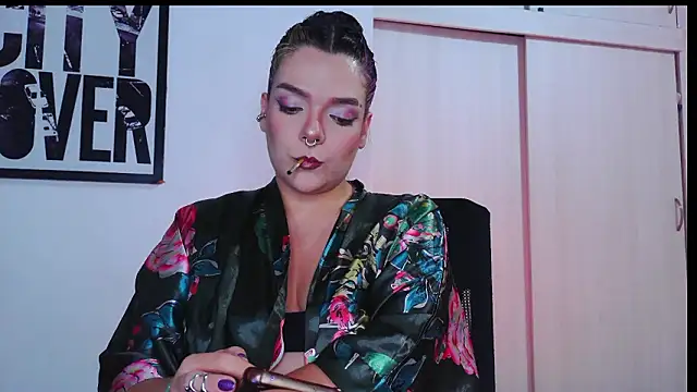 purple em69 online show from 03.06.26