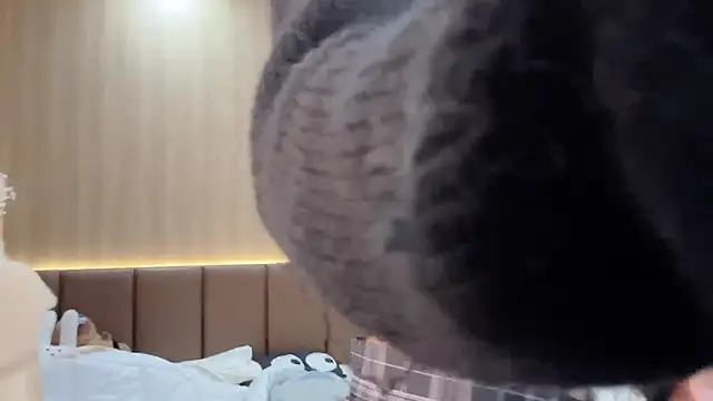 Snapshot of Jennie_Spa chatting on 01.12.25 Jennie Spa online show from 01.12.25