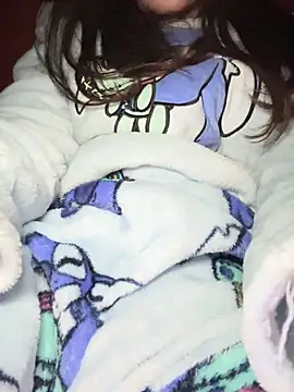 Snapshot of rossana99_ chatting on 12.29.24 rossana99  online show from 12.29.24