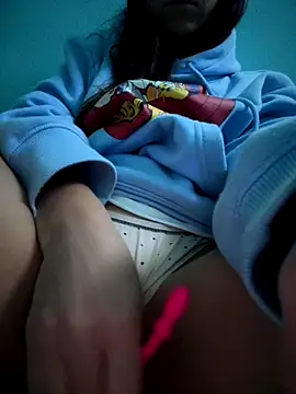 Snapshot of rossana99_ chatting on 10.11.25 rossana99  online show from 10.11.25