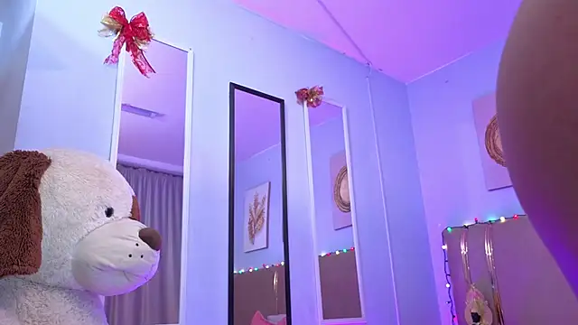 sarah cruzz  online show from 01.10.26