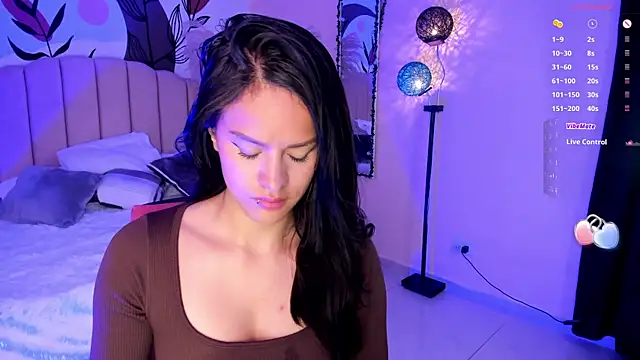 katherin smith  online show from 02.06.25