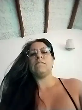 LucifernandaSw online show from 10.17.25