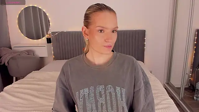 CassieRayss online show from 04.27.26