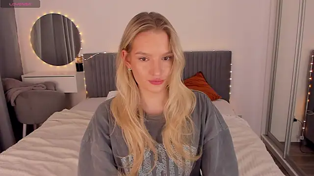 CassieRayss online show from 04.29.26