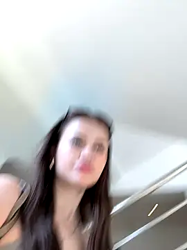 AngelinaTeller online show from 12.21.25