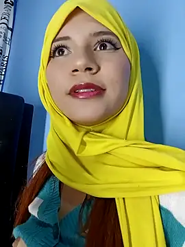 Snapshot of hanaa_18 chatting on 12.10.24 hanaa 18 online show from 12.10.24