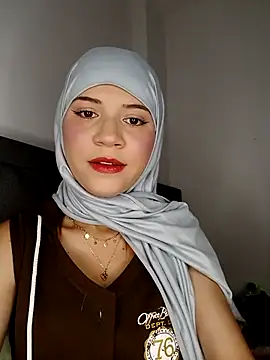 Snapshot of hanaa_18 chatting on 03.08.25 hanaa 18 online show from 03.08.25