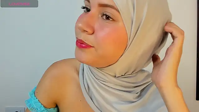 Snapshot of hanaa_18 chatting on 02.20.26 hanaa 18 online show from 02.20.26