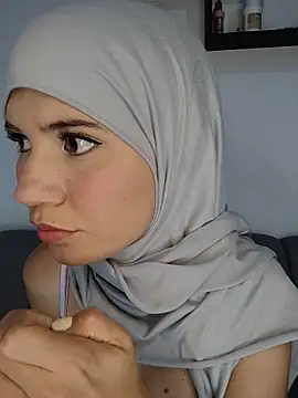 hanaa 18 online show from 06.19.26