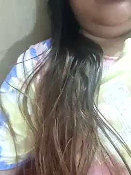 Snapshot of _Redwine_ chatting on 02.27.25 Redwine online show from 02.27.25