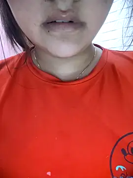 Snapshot of _Redwine_ chatting on 03.15.25 Redwine online show from 03.15.25