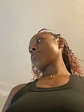 Snapshot of Dellah26 chatting on 02.15.26 Dellah26 online show from 02.15.26