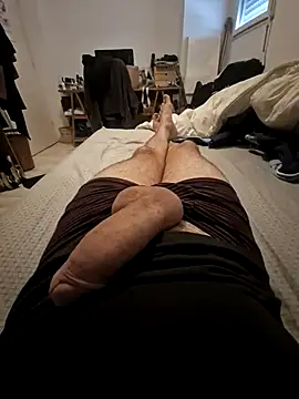 Snapshot of MarkBigDick35 chatting on 07.17.26 MarkBigDick35 online show from 07.17.26