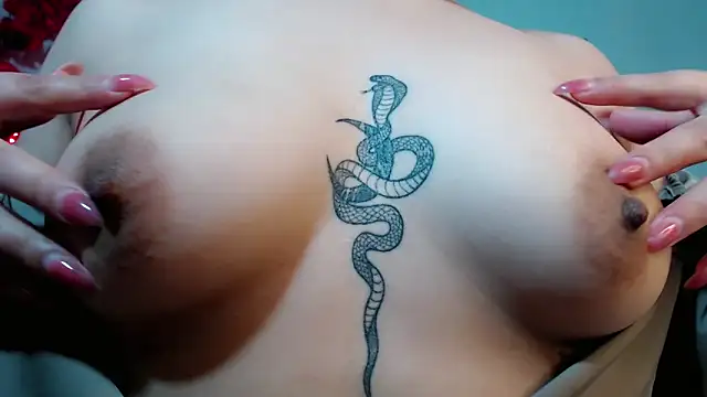 Snapshot of ichiben chatting on 03.22.25 ichiben online show from 03.22.25