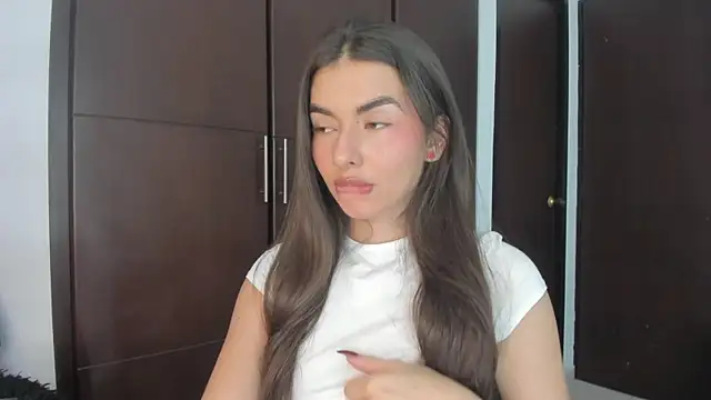 Snapshot of Coralinee_01 chatting on 01.31.25 Coralinee 01 online show from 01.31.25