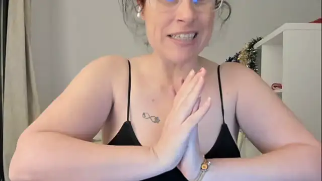 emmita69  online show from 12.03.25