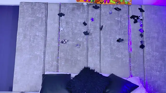 Amareto  online show from 10.29.25