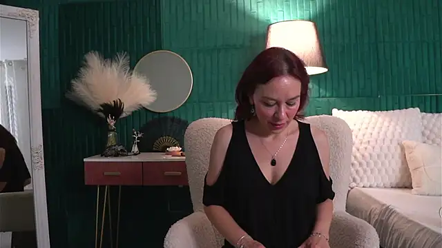 Snapshot of HaileyMoonn chatting on 07.22.26 HaileyMoonn online show from 07.22.26