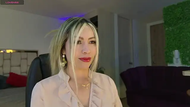 Ammy Castro online show from 09.24.25