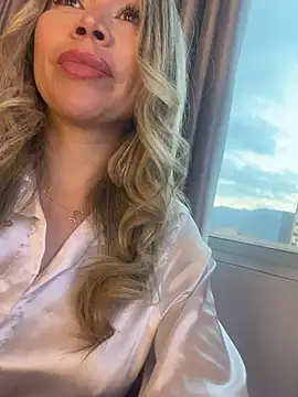 Ammy Castro online show from 04.27.26