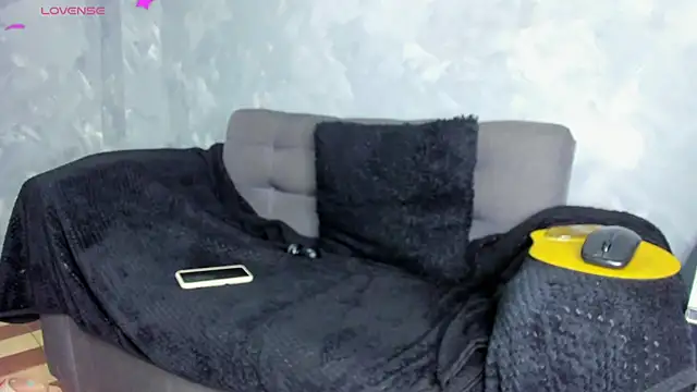Snapshot of deyy_madissonn chatting on 06.10.26 deyy madissonn online show from 06.10.26