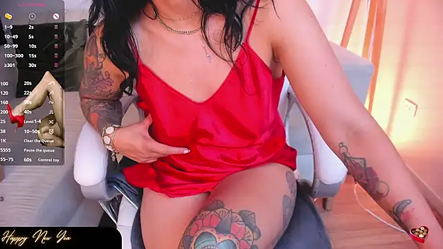 kira moon   online show from 12.27.24