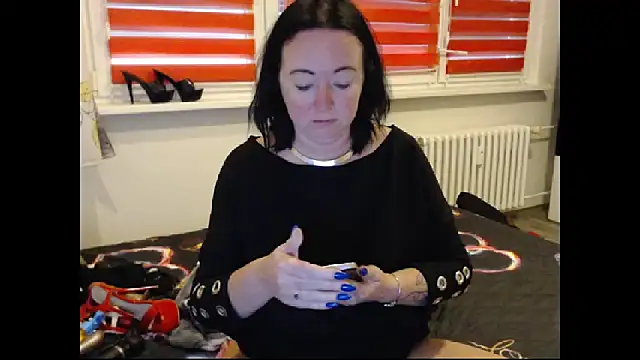 Alexie33 online show from 10.26.25